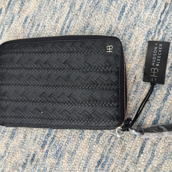 Hudson Jeans Black Woven Leather Pouch - Picture 5 of 12
